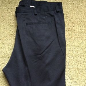 Nike Golf FitDry men shorts. Size 34. Color black
